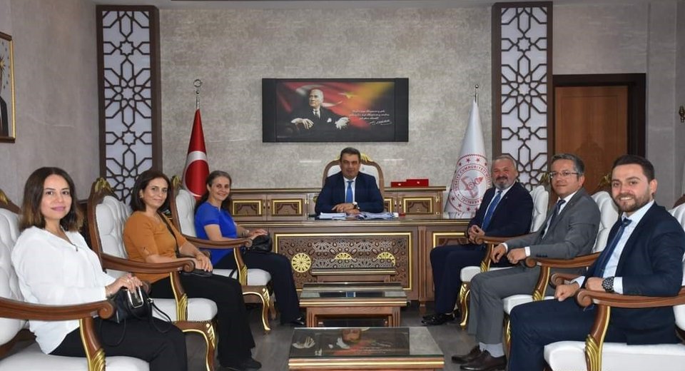 KASTAMONU EYUDER AİLESİNDEN İL MİLLİ EĞİTİM MÜDÜRLÜĞÜNE ZİYARET